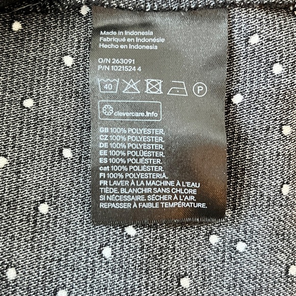 Polka dot dress - Picture 9 of 13